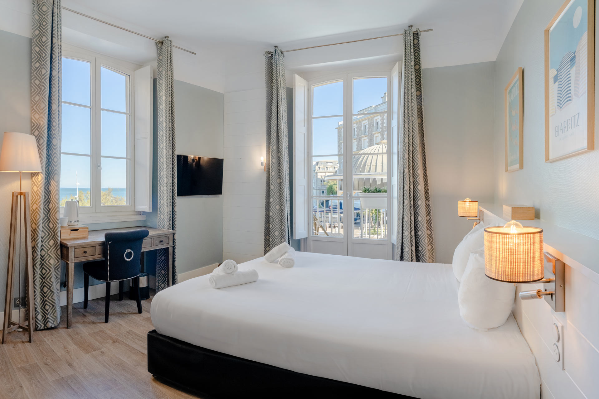 Panoramique chambre hôtel Biarritz, photographie immobilière intérieure